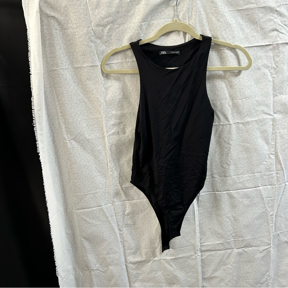 Zara Black Sleeveless Scoop-Back Bodysuit